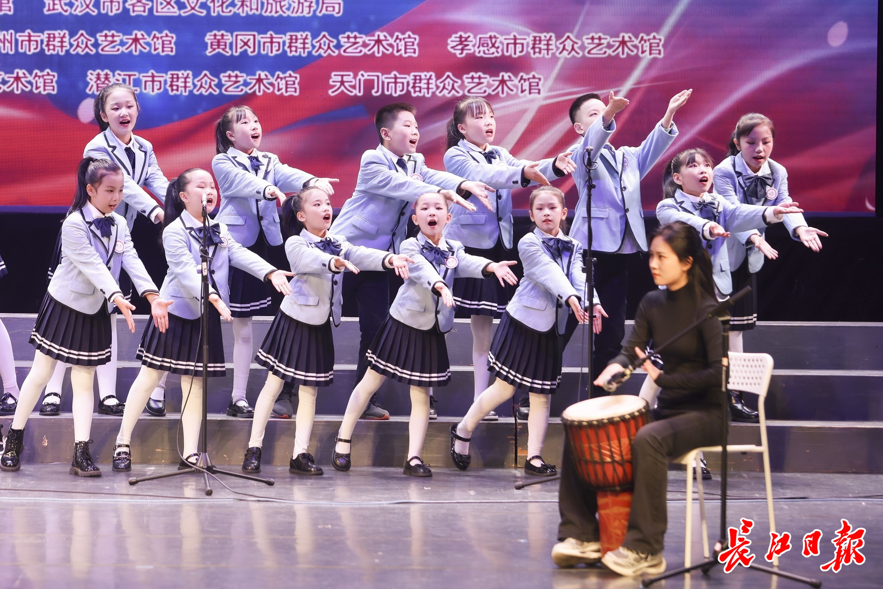 华山论见|都市圈群众合唱队聚汉打擂