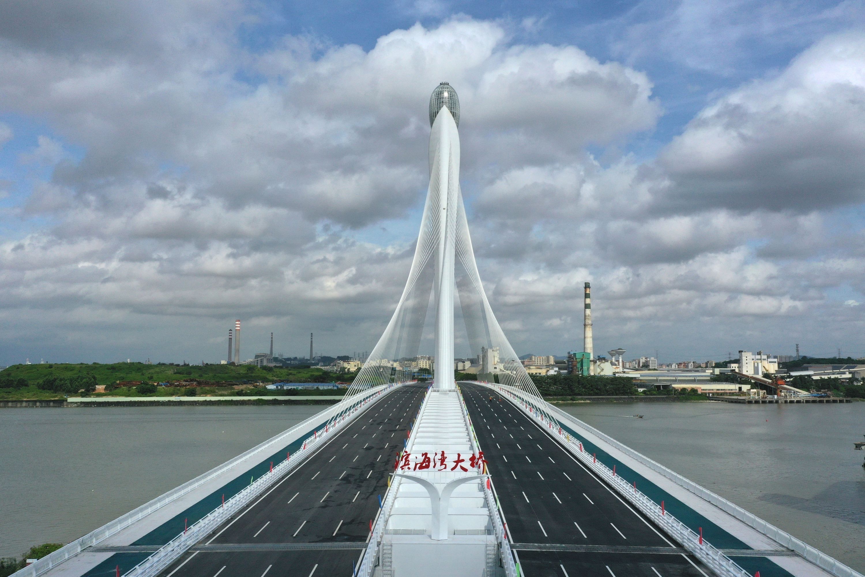 横滨海湾大桥图片